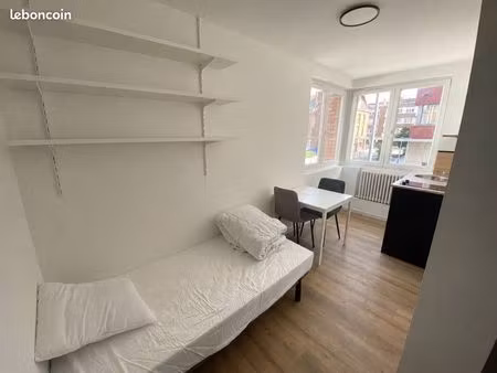 loue studio meublé rénové hyper centre dunkerque