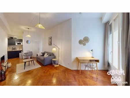 studio 1 pièce 30 m²