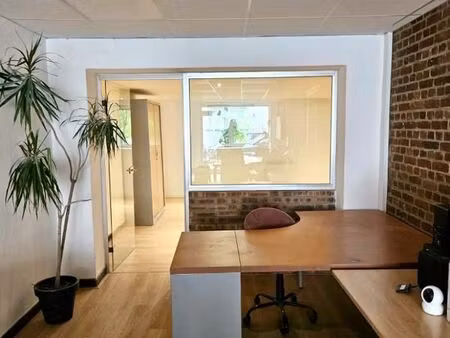 bureau 35 m²