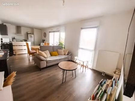 appartement 3 pièces 69 m²