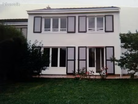 location d'une maison à lambrsart