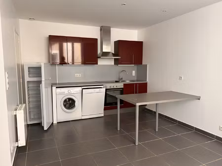 à louer - appartement t2 centre-ville argenton-sur-creuse