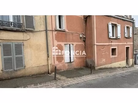 vsg : immeuble de 3 f1 loués