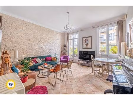 appartement familial avec terrasse à rénover  proche gare et tram