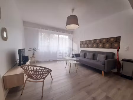 location appartement 5 pièces 84 m² à pau (64000)