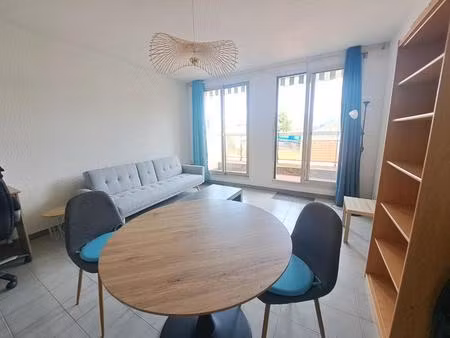 grenoble - 5 rue lachmann - studio meuble - disponible