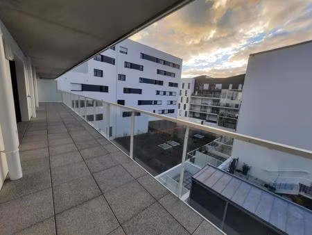 a louer - agence giboire - appartement t4 - vannes/gare