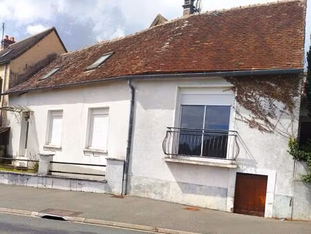 maison proche centre bourg avec grand terrain
