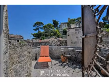 maison de village avec terrasse tropézienne