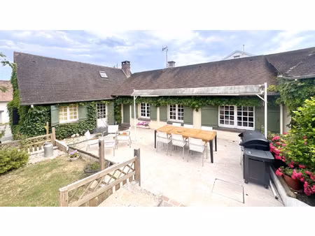 cherisy 5 min - charmante maison de caractère avec terrasse 
