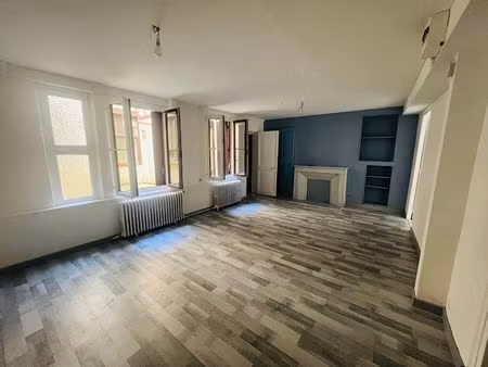 location maison 3 pièces  49.00m²  orléans