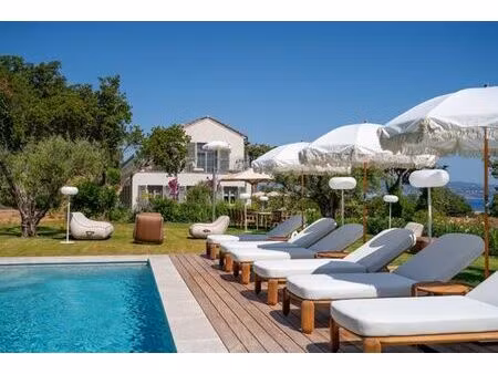 villa de luxe de 7 pièces en location saint-tropez  provence-alpes-côte d'azur