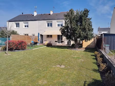 location maison 4 pièces  110.00m²  villebernier