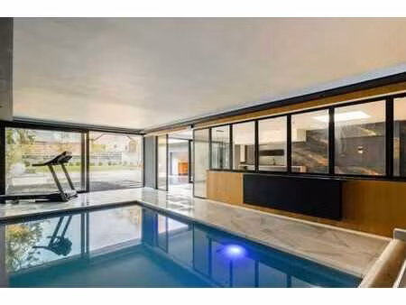 appartement exceptionnel avec piscine intérieure