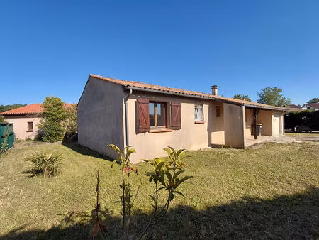 roques maison type 4 avec garage et jardin