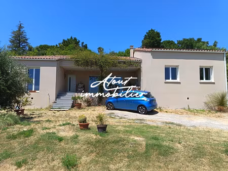 villa 4 chambres à tressan avec vue dégagée