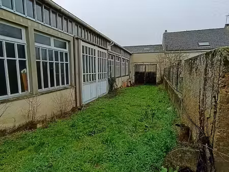 entrepôt à vendre