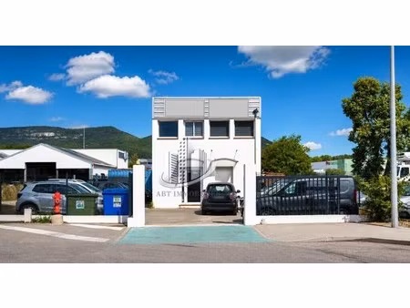location bureaux 40 m²