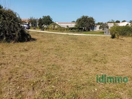 vente terrain 788 m² à la jarrie (17220)  123 000 €