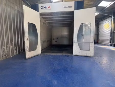 à louer atelier carrosserie complet entièrement équipé