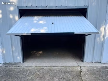 a louer box 15m2