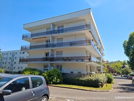 t2 meublé caudéran 46 m²