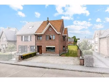 huis te koop in assenede met 3 slaapkamers