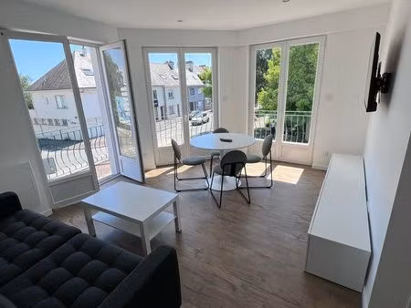 t3 meublé – 52 m² – entièrement rénové