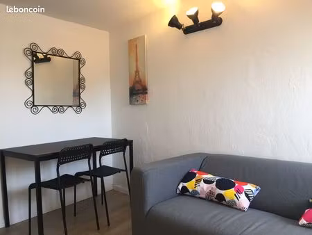 à louer : charmant appartement t2