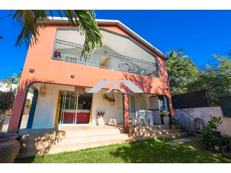 maison t8 étang-salé les hauts 189 m²