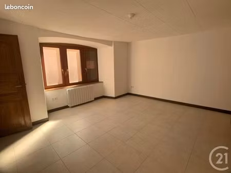 maison 3 pièces 75 m²