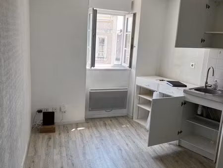 studio mezzanine à louer secteur catho