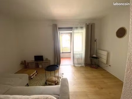 appt rénové avec piscine