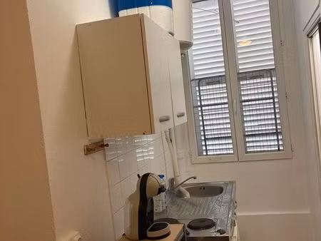 studette rue leon 500e meuble