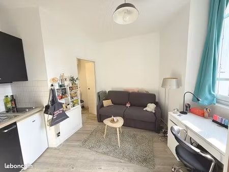 rennes 5 min fac de droit sciences po & metro studio entierement renove