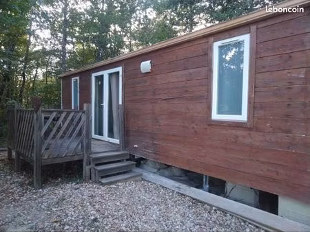 chalet dans les bois