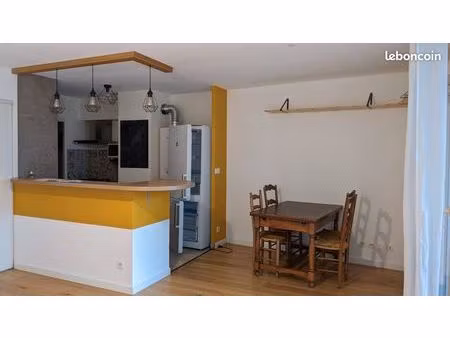 t3 meublé de 70m² lumineux  proche place ronde à montchat