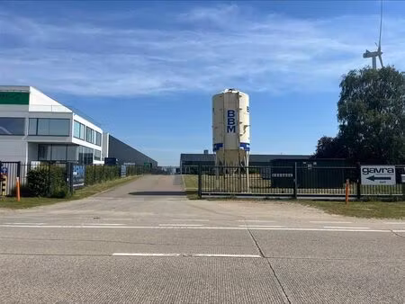 surface industrielle à louer à bell-telephonelaan 3 geel (rbw32421)