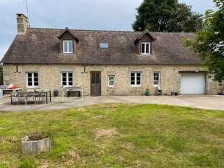 location maison à saint-paterne (72610) : à louer / 140m² saint-paterne
