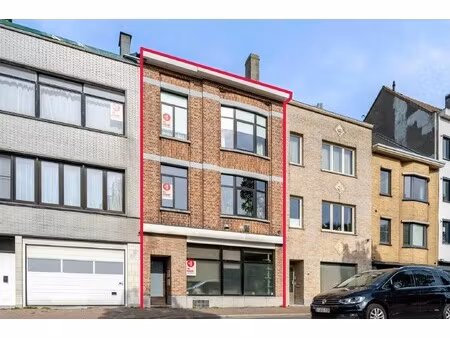 opbrengsteigendom te koop met 4 vergunde entiteiten te oostende