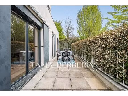 bel appartement familal de 5 pièces - 102 m2 avec terrasse