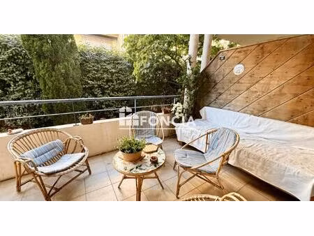 canet plage – t3 65 m² rez-de-jardin – terrasse – piscine – parking sécurisé – 200 m plage