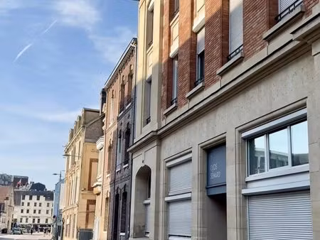 appartement roue gare ascenseur parking