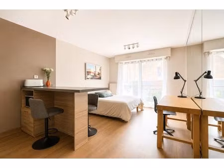 studio meublé