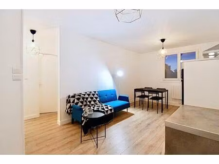 la doua – tonkin - t4 traversant de 65 m² avec balcon de 10 m² plein sud – dpe c