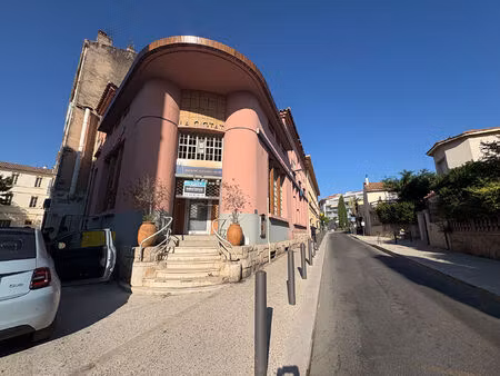 local commercial la ciotat 3 pièce(s) 77 85 m2