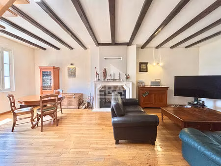 maison 8 pièces 4 chambres sous sol total
