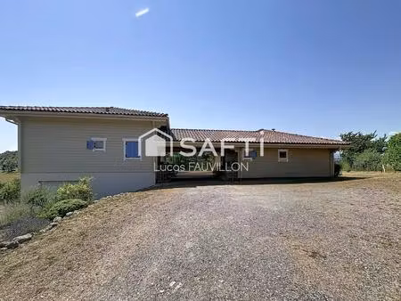 maison 200m2 + gîte 66m2 sur un terrain de 2500m2