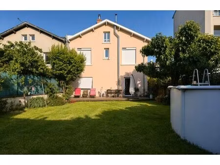 maison de ville avec jardin