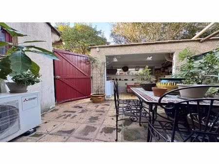 maison de village + terrasse